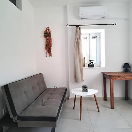 Levanta Apartment Kythira Town